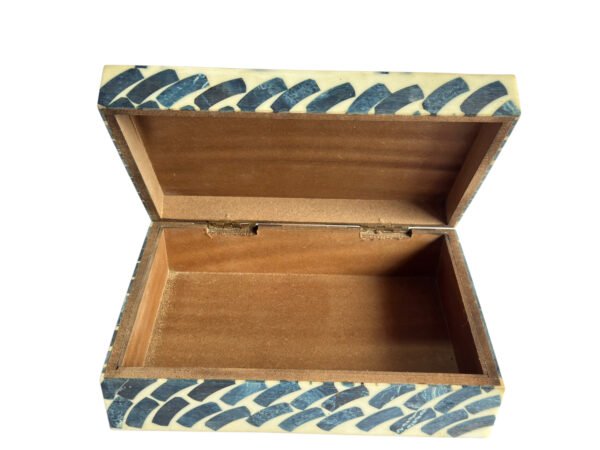 Handmade Blue and White Bone Inlay Decorative Box | Manufacturer & Wholesale Supplier